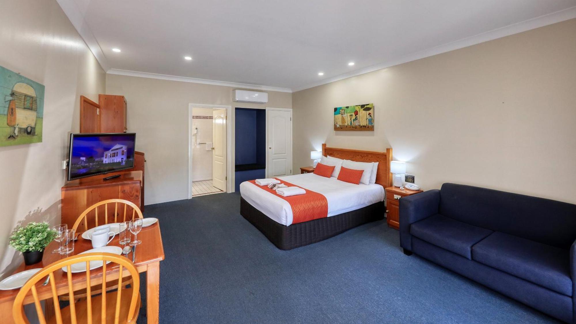 Breakout Motor Inn Cowra Extérieur photo